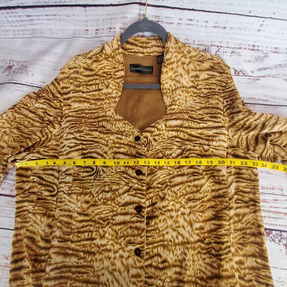 Dana Buchman Silk Cheetah Blouse 18 Button Front Sweetheart Animal Print 80's - Picture 8 of 10